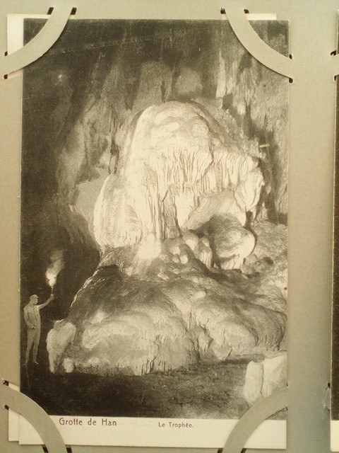 /Belgium/Places/BE_Place_1900-1949_Caves. Grotte de Han. Le Trophee.jpg